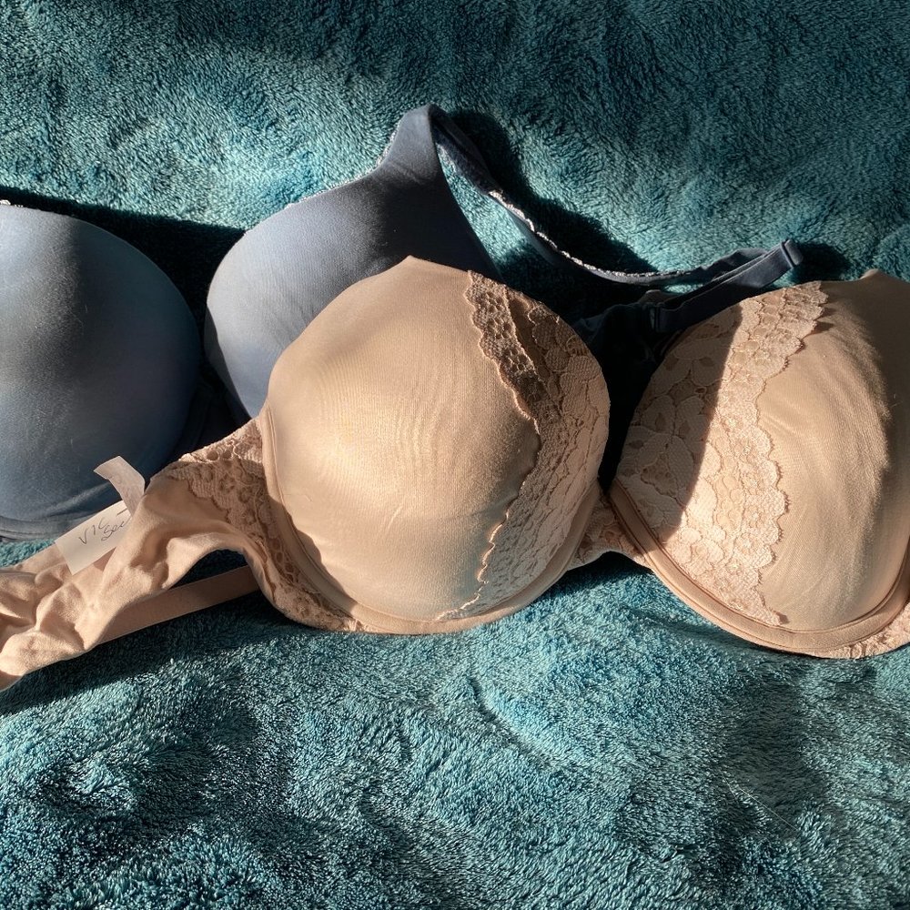 2 Used Victoria Secret bras-36 C